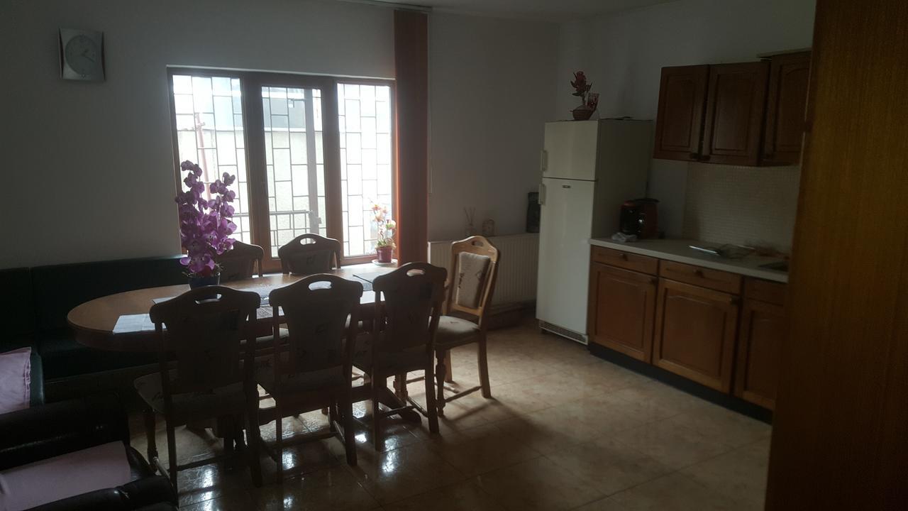 Casa Mirela Hotel Turda Bagian luar foto